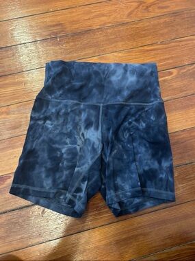 lululemon athletica Navy Tie-Dye High-Rise Bike Shorts